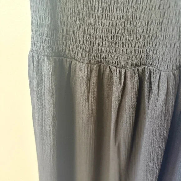 2 H&M Smocked Midi Dresses M - Picture 5 of 6